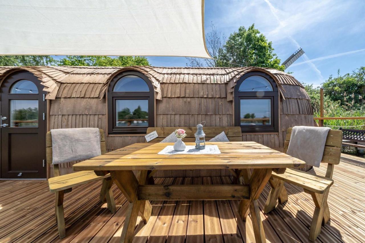 Lieblingsplatz Parey - Schwimmendes Iglu Hotel Kültér fotó
